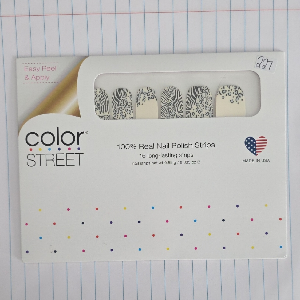 Color Street Nail Polish Strips - Zebra On The Spot
